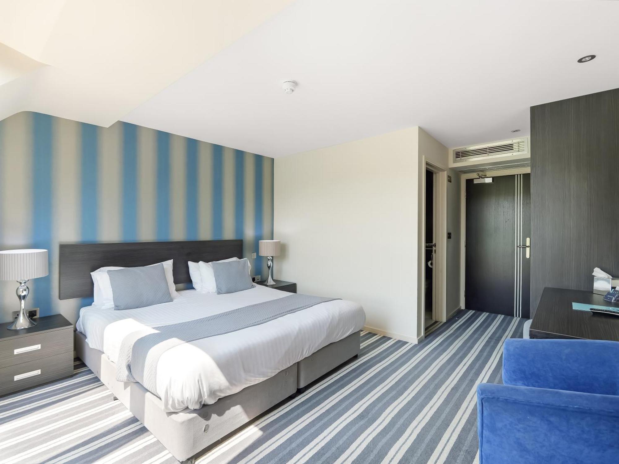 비들리 Wharton Park Golf & Country Club B&B 외부 사진